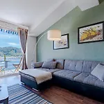 2 Bedroom Awesome In
