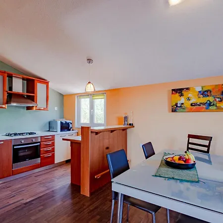 Cozy In アパート ヴェラ・ルカ