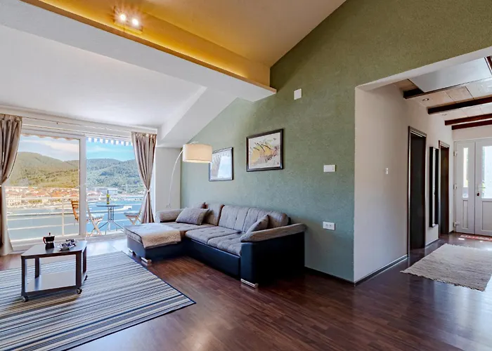 Διαμέρισμα Cozy In *